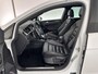 Volkswagen Golf 1.4 TSI GTE (Plug-In) Aut. *PANO | FULL-LED | LEATHER | LANE-ASSIST | BLIND-SPOT | ADAPTIVE-CRUISE | CAMERA | DAB | NAVI-FULLMAP | ECC | SHIFT-PADDLES | PDC | HEATED-SPORTSEATS | PRIVACY-GLASS | 18"ALU*