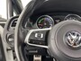 Volkswagen Golf 1.4 TSI GTE (Plug-In) Aut. *PANO | FULL-LED | LEATHER | LANE-ASSIST | BLIND-SPOT | ADAPTIVE-CRUISE | CAMERA | DAB | NAVI-FULLMAP | ECC | SHIFT-PADDLES | PDC | HEATED-SPORTSEATS | PRIVACY-GLASS | 18"ALU*