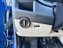Volkswagen Transporter 2.0 TDI L1H1 140pk Btw en Bpm vrij!! Airco Cruise controle Trekhaak 2500kg trekgewicht Telefoonverbinding Navigatiesysteem Sitebars Parkeersensoren voor en achter 2-Persoons schuifdeur Euro 5