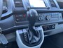 Volkswagen Transporter 2.0 TDI L1H1 140pk Btw en Bpm vrij!! Airco Cruise controle Trekhaak 2500kg trekgewicht Telefoonverbinding Navigatiesysteem Sitebars Parkeersensoren voor en achter 2-Persoons schuifdeur Euro 5