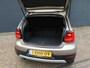 Volkswagen Polo 1.2 TSI Cross AUTOMAAT! TOPSTAAT! DEALER ONDERHOUDEN! NAVI! BLUETOOTH! CLIMA! LM VELGEN!