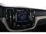 Volvo XC60 T6 Plug-in hybrid Inscription | Luchtvering | Head-Up | Panoramadak | Trekhaak | ACC | harman/kardon