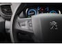 Peugeot e-Expert Premium Long 75 kWh L3H1 | VERWACHT!! | Snelladen | Airco | 3 Zits | Caplay | Navigatie | Trekhaak