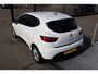 Renault Clio 0.9 TCe Eco2 Limited Airco/Cruise control/Parkeersensoren achter/Navigatie/Radio/16'' Licht metaal