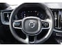 Volvo XC60 2.0 T6 Plug-in hybrid AWD + Dark/Panoramadak/Stoelverwarming v+a/Stuurverwarming/Harman kardon/Achteruitrijcamera/Afneembare trekhaak/Elektrische stoelen met geheugen/Adaptieve cruis control/Lane assist