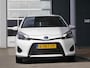 Toyota Yaris 1.5 Full Hybrid Aspiration | Trekhaak voor fietsendrager | Achteruitrijcamera | Climate control | Navigatie | 5 deurs  | Elektrische ramen voor