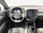 Volvo XC40 Plug-in Hybrid T5 Inscription | Panoramadak | Harman Kardon audio | Lederen bekleding | 21" velgen | Elektrische stoelverstelling | Stoelverwarming voor + achter | Keyless | Actieve LED koplampen | Getint glas | Stuurverwarming |