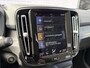 Volvo XC40 Plug-in Hybrid T5 Inscription | Panoramadak | Harman Kardon audio | Lederen bekleding | 21" velgen | Elektrische stoelverstelling | Stoelverwarming voor + achter | Keyless | Actieve LED koplampen | Getint glas | Stuurverwarming |