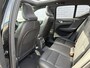 Volvo XC40 Plug-in Hybrid T5 Inscription | Panoramadak | Harman Kardon audio | Lederen bekleding | 21" velgen | Elektrische stoelverstelling | Stoelverwarming voor + achter | Keyless | Actieve LED koplampen | Getint glas | Stuurverwarming |