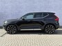 Volvo XC40 Plug-in Hybrid T5 Inscription | Panoramadak | Harman Kardon audio | Lederen bekleding | 21" velgen | Elektrische stoelverstelling | Stoelverwarming voor + achter | Keyless | Actieve LED koplampen | Getint glas | Stuurverwarming |