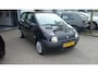 Renault Twingo EXPRESSION 1.2 8V 60