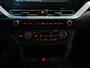 Kia Niro EV e-Niro ExecutiveLine 64 kWh SOH 100% Stoel en Stuur verwarming, Schuif kantel dak, Apple Carplay/Android Auto.