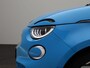 Abarth 500c Abarth Scorpionissima 42 kWh | Navigatiesysteem | Parkeersensoren voor + achter | Camera | Stoelverwarming | Lichtmetalen velgen 18" |