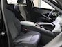 Peugeot e-5008 SUV Allure Avantage 73 kWh 205PK | 1ste eigenaar | ACCURAPPORT 97% | AppleCarplay/AndroidAuto | Stoel/StuurVerwarming | Rondomzicht camera | LED | Keyless | Navigatie | Adaptieve Cruise Control | 7-zits | Warmtepomp | Privacy Glass | Isofix | Parkeersensoren |