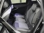 Peugeot e-5008 SUV Allure Avantage 73 kWh 205PK | 1ste eigenaar | ACCURAPPORT 97% | AppleCarplay/AndroidAuto | Stoel/StuurVerwarming | Rondomzicht camera | LED | Keyless | Navigatie | Adaptieve Cruise Control | 7-zits | Warmtepomp | Privacy Glass | Isofix | Parkeersensoren |