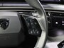 Peugeot e-5008 SUV Allure Avantage 73 kWh 205PK | 1ste eigenaar | ACCURAPPORT 97% | AppleCarplay/AndroidAuto | Stoel/StuurVerwarming | Rondomzicht camera | LED | Keyless | Navigatie | Adaptieve Cruise Control | 7-zits | Warmtepomp | Privacy Glass | Isofix | Parkeersensoren |