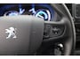 Peugeot e-Expert Premium Long 75 kWh L3H1 | VERWACHT!! | Snelladen | Airco | Carplay | 3 Zits | Navigatie | Trekhaak