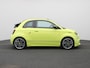 Fiat 500C Abarth Scorpionissima 42 kWh | Navigatiesysteem | Parkeersensoren voor + achter | Camera | Stoelverwarming | Lichtmetalen velgen 18" |