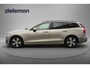 Volvo V60 2.0 B3 Momentum Advantage - Digitaal Cockpit, Carplay, Adaptive Cruise, Camera