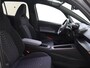 CUPRA Born Essential 62 kWh | SoH 92% | Stuurwiel verwarmd | Parkeersensoren | CarPlay | Voorklimatisering | Elektrisch inklapbare buitenspiegels | Sfeerverlichting | Lane assist |