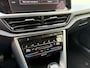 Volkswagen T-Roc 1.5 TSI Life Business Automaat Carplay Camera Sensoren
