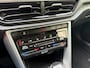 Volkswagen T-Roc 1.5 TSI Life Business Automaat Carplay Camera Sensoren