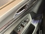 Volkswagen Golf 1.5 eTSI R-Line | Camera | Sfeerverlichting | Carplay