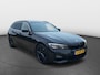 BMW 3-Serie Touring 330i Executive Edition M | Panoramadak | Trekhaak