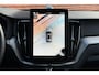 Volvo XC60 T8 Plug-in hybrid AWD Ultra Black Edition | Luchtvering | Bowers & Wilkins Premium Audio | 360° Parkeercamera | Parkeersensoren voor + achter | Google Infotainment | Parkeerverwarming | Nieuw Model | Nappa Lederen bekleding