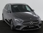 Mercedes-Benz B-klasse 180 Star Edition | Dodehoekassistent | Parkeerpakket met achteruitrijcamera | Keyless-Go comfortpakket | Verwarmde stoelen vooraan | Sfeerverlichting | EASY PACK achterklep |