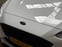 Ford Focus Wagon 1.0 EcoBoost ST-Line Automaat (APPLE CARPLAY, GROOT NAVI, STUUR/STOELVERWARMING, GETINT GLAS, SPORTSTOELEN, PARKEERSENSOREN, KEYLESS, CRUISE, NIEUWSTAAT)
