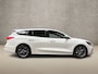 Ford Focus Wagon 1.0 EcoBoost ST-Line Automaat (APPLE CARPLAY, GROOT NAVI, STUUR/STOELVERWARMING, GETINT GLAS, SPORTSTOELEN, PARKEERSENSOREN, KEYLESS, CRUISE, NIEUWSTAAT)