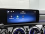 Mercedes-Benz A-klasse 180 Business Solution AMG | AMG Line Plus pakket | Panoramaschuifdak | Augmented Reality Navigation | MBUX interieurassistent | 360° camera | Voorstoelen met memory | Head-up display |