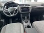 Volkswagen Tiguan 1.4 TSI eHybrid Life / AUTOMAAT/ 245 PK/ ACC/ PARK.SENSOREN V+A/ CAMERA/ DODEHOEK/ APP-CONNECT/ ELEK.ACHTERKLEP/ KEYLESS/ DIGITAL DASH/ NAVI/ DAB/ CLIMA/ 17'' LMV