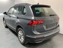 Volkswagen Tiguan 1.4 TSI eHybrid Life / AUTOMAAT/ 245PK/ ACC/ PARK.SENSOREN V+A/ CAMERA/ DODEHOEK/ APP-CONNECT/ ELEK.ACHTERKLEP/ KEYLESS/ DIGITAL DASH/ NAVI/ DAB/ CLIMA/ 17'' LMV