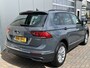 Volkswagen Tiguan 1.4 TSI eHybrid Life / AUTOMAAT/ 245 PK/ ACC/ PARK.SENSOREN V+A/ CAMERA/ DODEHOEK/ APP-CONNECT/ ELEK.ACHTERKLEP/ KEYLESS/ DIGITAL DASH/ NAVI/ DAB/ CLIMA/ 17'' LMV