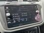 Volkswagen Tiguan 1.4 TSI eHybrid Life / AUTOMAAT/ 245 PK/ ACC/ PARK.SENSOREN V+A/ CAMERA/ DODEHOEK/ APP-CONNECT/ ELEK.ACHTERKLEP/ KEYLESS/ DIGITAL DASH/ NAVI/ DAB/ CLIMA/ 17'' LMV