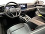 Volkswagen Passat Variant 1.5 eHybrid Business / AUTOMAAT/ TREKHAAK/ MASSAGE/ STUUR+STOELVERWARM./ PARK.SENSOR.V+A/ CAMERA/ ACC/ HEAD-UP/ APP-CONNECT/ DODEHOEK/ DIGITAL DASH/ NAVI/ DAB/ CLIMA/ LED/ 17'' LMV