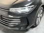 Volkswagen Passat Variant 1.5 eHybrid Business / AUTOMAAT/ TREKHAAK/ MASSAGE/ STUUR+STOELVERWARM./ PARK.SENSOR.V+A/ CAMERA/ ACC/ HEAD-UP/ APP-CONNECT/ DODEHOEK/ DIGITAL DASH/ NAVI/ DAB/ CLIMA/ LED/ 17'' LMV