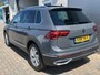 Volkswagen Tiguan 1.4 TSI eHybrid Elegance / AUTOMAAT/ 245 PK/ PANO/ TREKHAAK/ PARK.SENSOR.V+A/ CAMERA/ ELEK.ACHTERKLEP/ ACC/ APP-CONNECT/ DODEHOEK/ KEYLESS/ DIGITAL DASH/ NAVI/ CLIMA/ DAB/ LED/ 18'' LMV
