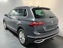 Volkswagen Tiguan 1.4 TSI eHybrid Elegance / AUTOMAAT/ 245PK/ PANO/ TREKHAAK/ PARK.SENSOR.V+A/ CAMERA/ ELEK.ACHTERKLEP/ ACC/ APP-CONNECT/ DODEHOEK/ KEYLESS/ DIGITAL DASH/ NAVI/ CLIMA/ DAB/ LED/ 18'' LMV