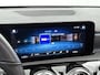 Mercedes-Benz A-klasse 180 Luxury Line | Panorama schuifdak | Sfeerverlichting | Spiegelpakket | Parkeerpakket met achtercamera Inclusief 24 maanden MB Certified garantie voor Europa.