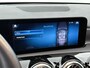Mercedes-Benz A-klasse 180 Luxury Line | Panorama schuifdak | Sfeerverlichting | Spiegelpakket | Parkeerpakket met achtercamera Inclusief 24 maanden MB Certified garantie voor Europa.