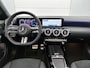Mercedes-Benz CLA 250 e Business Solution AMG | Smartphone integratie | Panoramaschuifdak | Stoelverwarming voor | Multibeam LED |