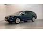Skoda Octavia Combi 1.0 TSI Business Edition Plus Camera Sfeerverlichting Trekhaak Adaptive Cruise