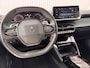 Peugeot 2008 1.2 130PK Allure Automaat | Navigatie | Apple Carplay / Android Auto | Cruise Control | 17" Licht Metaal | | Airco (automatisch) | Extra getint glas | Lichtmetalen velgen 17"