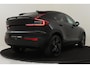 Volvo EC40 TWIN MOTOR PERFORMANCE ULTRA BLACK EDITION 82 kWh *FULL OPTIONS!* -PANO.DAK|HARMAN/KARDON|360°CAM|LIGHTING|POWER-SEATS|20"|SoH:99% *NW.PRIJS €64.824,-*