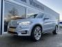 BMW X5 xDrive40e 50% deal 11.975,- ACTIE Elek. Trekhaak / Camera / Head-up / Sportstoelen / Memory / Harman Kardon