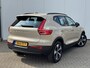 Volvo XC40 B4 Plus Dark | Adaptief Cruis | Trekhaak | Stuur en Stoel verwarming