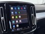 Volvo XC40 B4 Plus Dark | Adaptief Cruis | Trekhaak | Stuur en Stoel verwarming